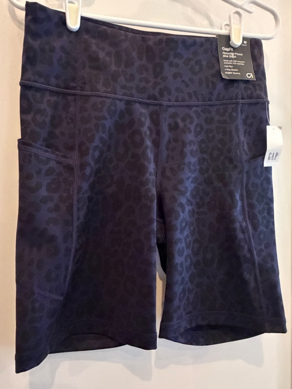 NWT GAP GapFit Activewear High Rise Bike Shorts Grey Black Leopard Animal Print